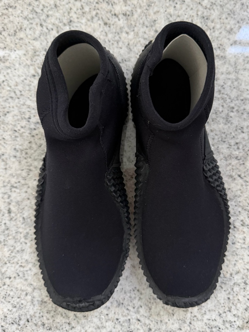 Mares “Equator” Black Slip-On Neoprene  Scuba Booties, Women’s Size 7 (New)